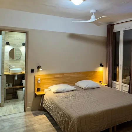 Angleterre Hotel