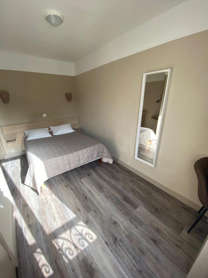 Hotel Angleterre Parigi